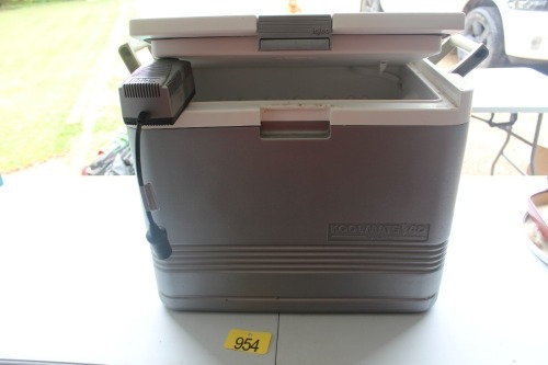 IGLOO ELECTRIC COOLER