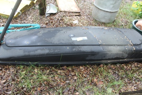CAR TOP CARRIER
