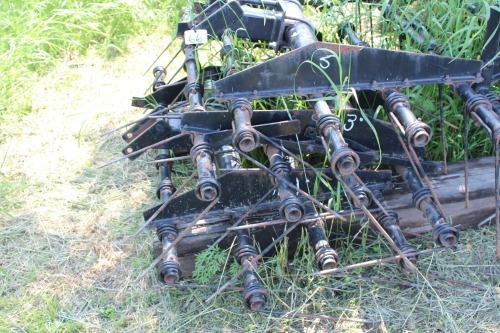 6 SECTIONS (32') OF BOURGAULT 4 BAR HARROWS ( OFF 8800)