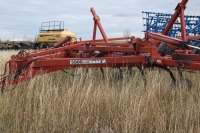 CIH 5800 49' CULTIVATOR W/ DEGELMAN 3 BAR HARROWS