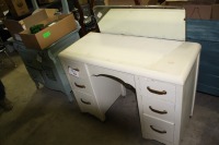 6 drawer dresser w/mirror