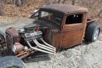 RAT ROD W/ 327 BIG BLOCK MOTOR