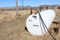 WESTSTEEL 1000 GAL. FUEL TANK W/ 12 VOLT PUMP