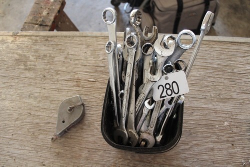 ASSORTMENT OF WRENCHES
