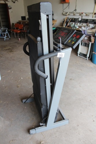 BODY BREAK TREADMILL