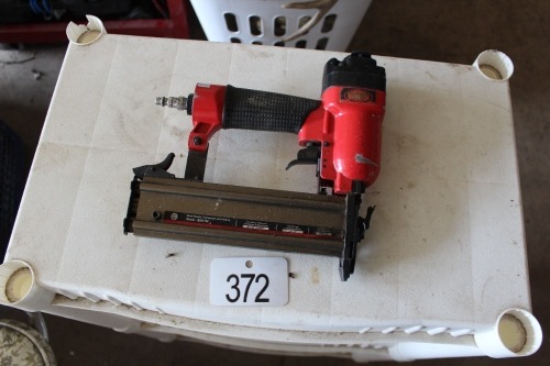 PERFORMACE PLUS BRAD NAILER