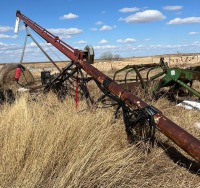 SAKUNDIAK 7" X 41' AUGER W/ MOVER & 22 HP KOHLER