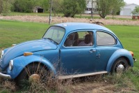 1974 VOLKSWAGON (RUNS - NEEDS FUEL PUMP)