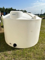 1200 GAL. WATER TANK