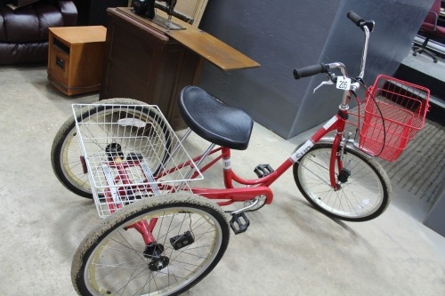 3 WHEEL ADULT PEDDLE BIKE