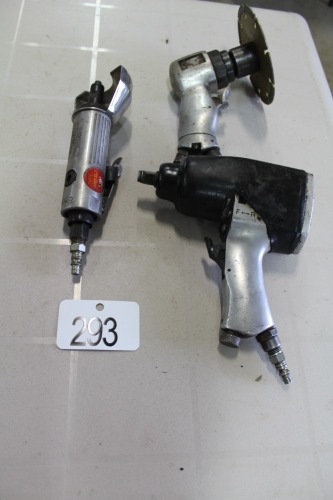 ASSORTMENT OF AIR TOOLS