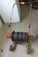 200+ ' OF HEAVY DUTY EXTENSION CORD W/ STAND