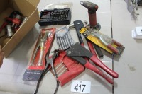 ASSORTMENT OF SMALL SHOP TOOLS