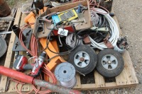 PALLET OF SHOP SUNDRY
