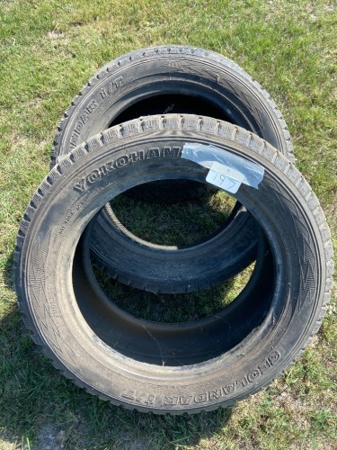 3 - 275 - 55/R20 TIRES
