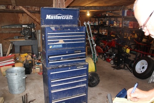 MASTERCRAFT 11 DRAWER TOOL BOX W/ CASTORS