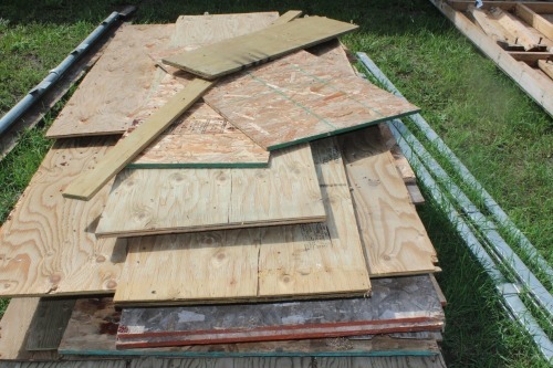 ASSORTMENT OF PLYWOOD