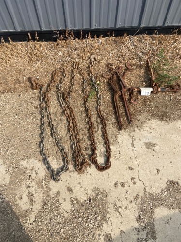 3 - BOOMERS, CHAIN W/ HOOKS