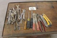 ASSORTMENT OF FLAT WRENCHES, SCREWDRIVERS, PLIERS