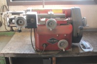 KWIK-WAY BRAKE LATHE W/ ATTACHMENTS