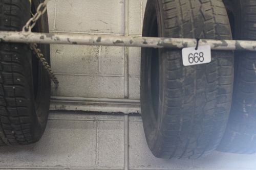 TOYO 195/60/15 TIRE