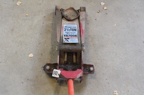 SNAP-ON 2 1/2 T FLOOR JACK