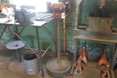 6" BENCH GRINDER W/ STAND