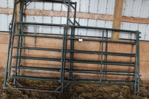 2 - 10' HI HOG PANELS W/ WALK THROUGH GATE