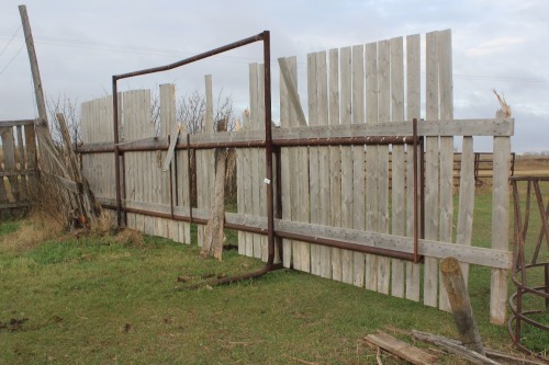 30' FREE STAND WINDBREAK PANEL