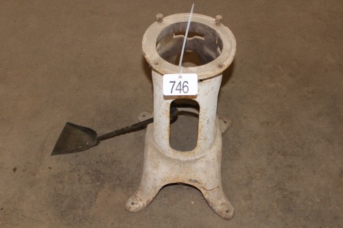STOVE BASE & SCOOP
