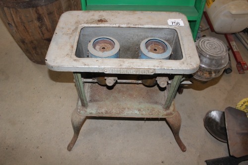 KITCHEN QUEEN STOVE