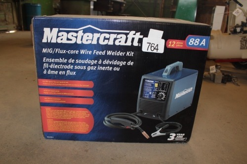 NEW MASTERCRAFT MIG WELDER