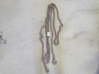 2 - CHAINS W/ GRAB HOOKS