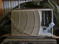 MAYTAG 10,000 BTU AIR CONDITIONER