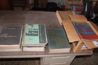 ASSORTED VINTAGE SERVICE MANUALS