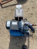 MASTERCRAFT 3/4 HP JET PUMP W/ PRESSURE TANK