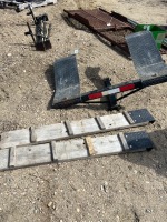 RECEIVER HITCH LOADING RAMPS