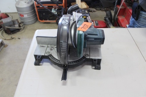 BLACK & DECKER 10" MITRE SAW