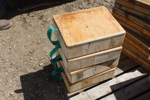 4 - 14" X 11" BLOCKS W/ STRAPS