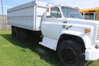 CHEV C65 GRAIN TRUCK W/ 16' METAL BOX & HOIST, 366 MOTOR, 5 & 2 TRANS., 36,154 MILE SHOWING