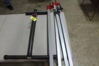 4 - 5' METAL CLAMPS, ROLLER STAND