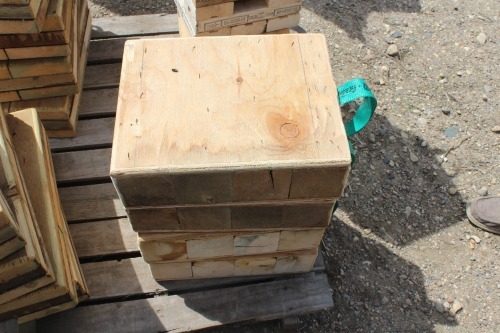 4 - 14" X 11" BLOCKS W/STRAPS