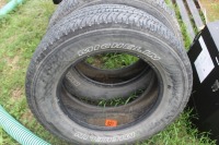 2 - MICHELIN LT 275/65R20