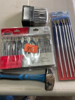 3 - WOOD BIT SETS, HAMMER