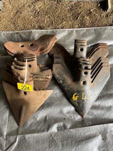 Assortment of cultivator shovels