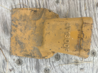 44- Trackhoe bucket teeth
