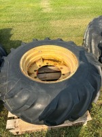 Tractor tire 18.4-30/15-30 (with calcium)
