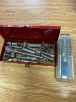 Socket set not complete/screw driver bit set