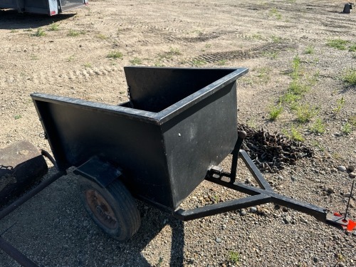 Lawn tractor trailer