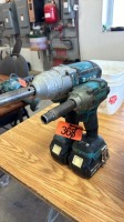 2 Makita 1/2â€ impacts with batteries